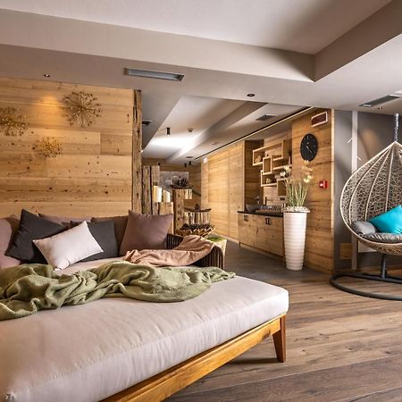 Cesa Edelweiss Living & Spa Кампитело ди Фаса Екстериор снимка