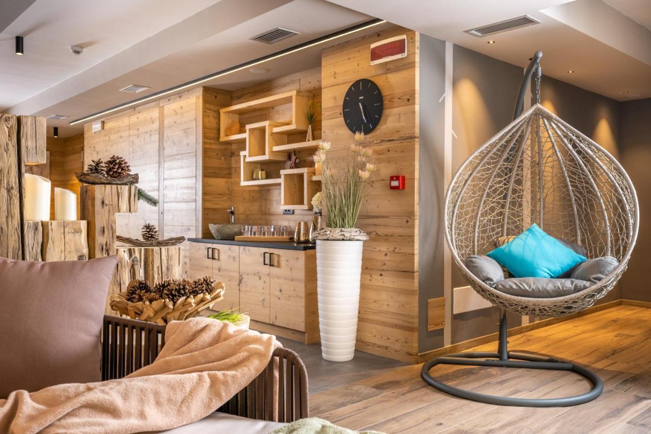 Cesa Edelweiss Living & Spa Кампитело ди Фаса Екстериор снимка