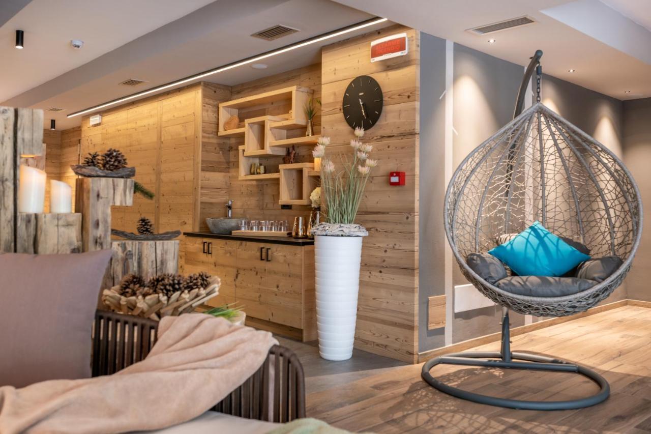 Cesa Edelweiss Living & Spa Кампитело ди Фаса Екстериор снимка