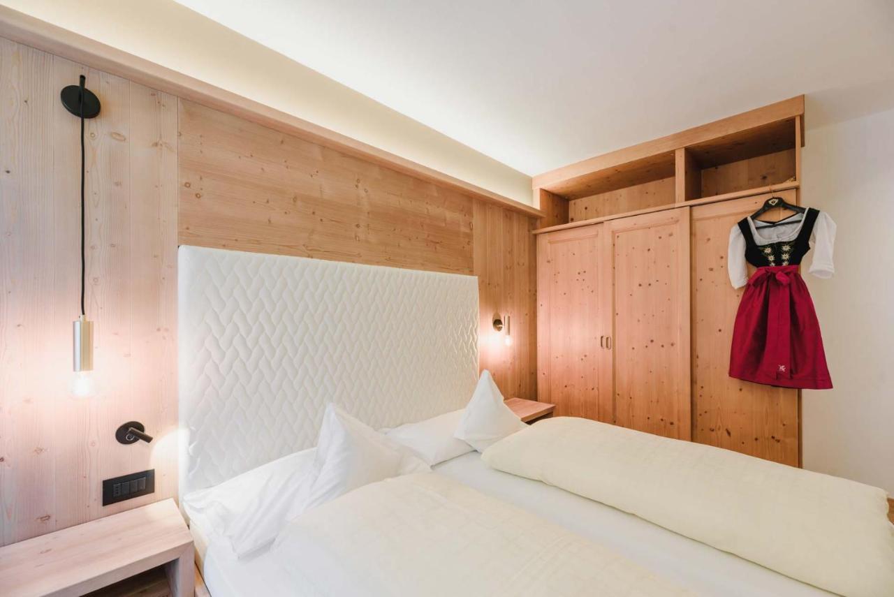 Cesa Edelweiss Living & Spa Кампитело ди Фаса Екстериор снимка
