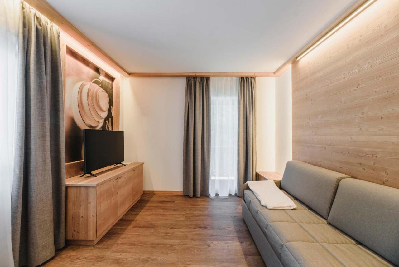 Cesa Edelweiss Living & Spa Кампитело ди Фаса Екстериор снимка